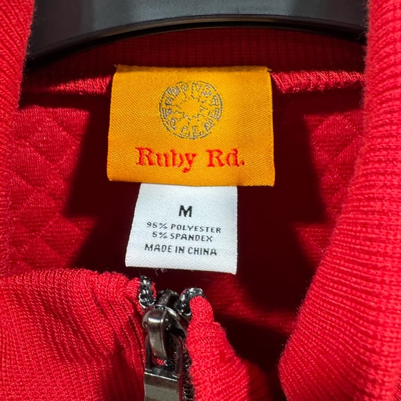 Ruby Rd. Red Sleeveless Vest - Picture 4 of 8